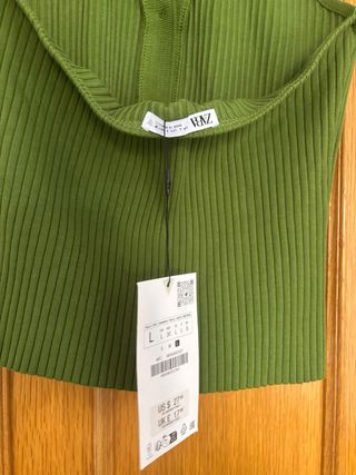 Top Zara verde cuello halter botones