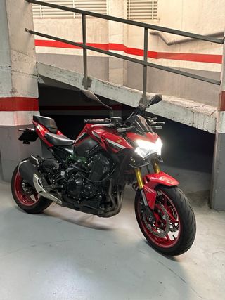 Kawasaki Z900 50 Aniversario 2022 A2