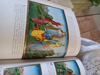 Libro con miniature ...il vangelo d'oro