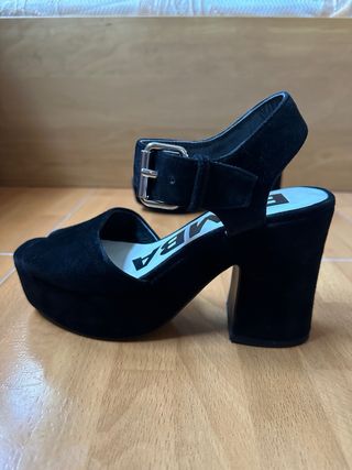 Sandalias Bimba y Lola Negras