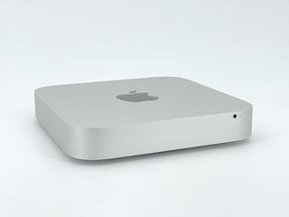 Mac mini M1 (2020) 8 CPU/8 GPU núcleos - SSD 256GB - RAM 16Gb