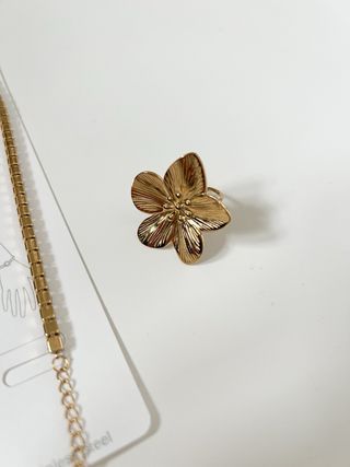 Tennis bracelet e anello fiore