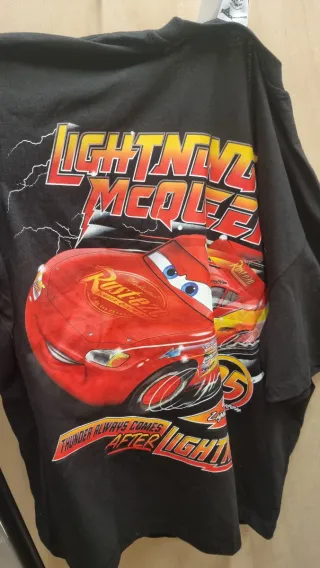 Camiseta Cars Lightning McQueen Bershka Talla XL