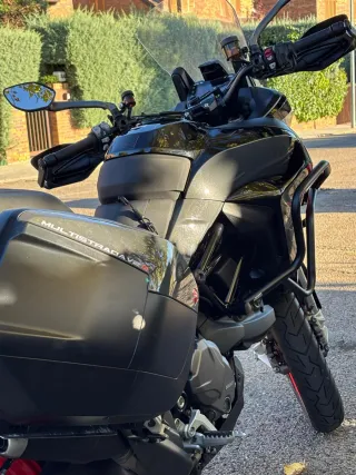Ducati Multistrada V2S Negra