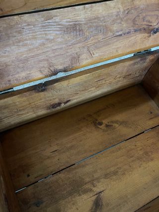 Baúl de madera antigua