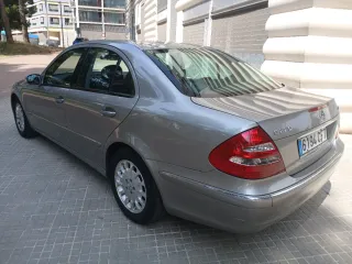 Mercedes-Benz Clase E 2003