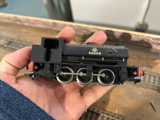 Locomotora de vapor 68068 Dapol escala 00