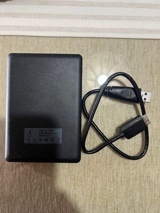 Disco Duro AIOLO con Cable USB