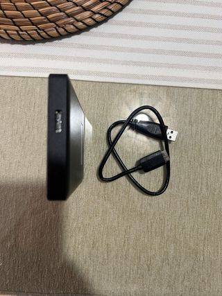 Disco Duro AIOLO con Cable USB