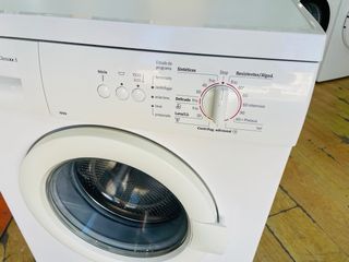Lavadora Bosch 6kg 1000rpm - Como nueva