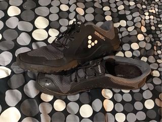 Zapatillas trail Vivobarefoot negras T41