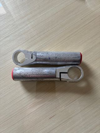 Herramientas y piezas varias