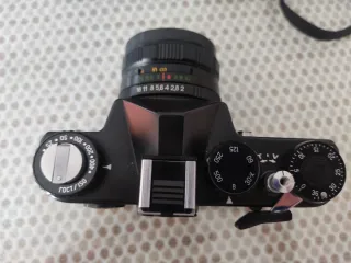 Cámara Zenit Negra, analogica, vintage (de carrete