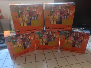 Caja  Adrenalyn XL 25-26