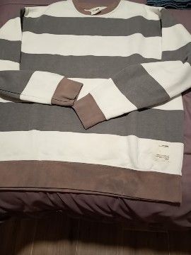 Sudadera Pull&Bear rayas gris y blanco Talla M