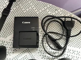 Cámara Canon EOS 4000D +Lentes+Bolso+cargador+tarj