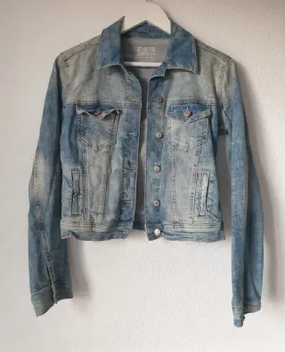 Cazadora vaquera Denim talla M ( da poca talla)
