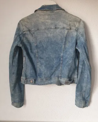 Cazadora vaquera Denim talla M ( da poca talla)