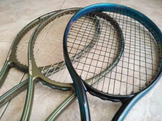 Raquetas de Tenis y pelotas
