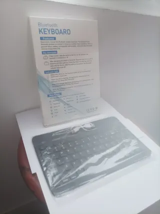 Teclado Bluetooth COMO NUEVO