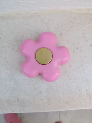 Nancy Patinadora con Casco y Patines