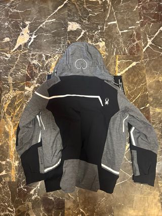 Chaqueta Spyder con capucha