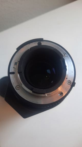 Objetivo Nikon AF NIKKOR 75-300mm