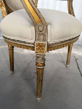 Pareja de sillones antiguos tapizados