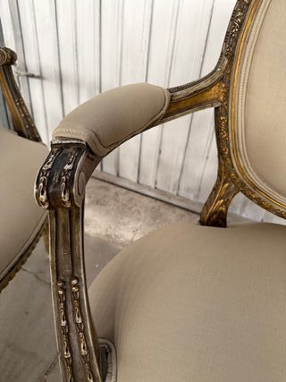 Pareja de sillones antiguos tapizados