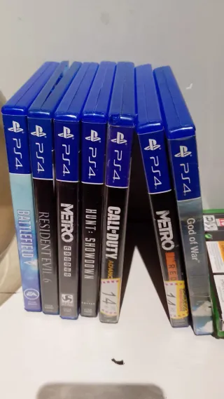 PS4 (PlayStation 4) Negra + Juegos