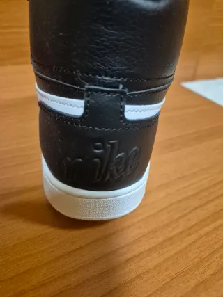 Nike Ebernon Mid Zapatillas Negras Blancas