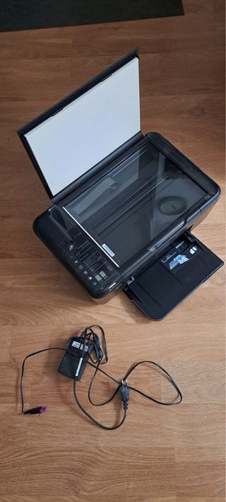 Impresora Multifunción HP Negra Deskjet F4580