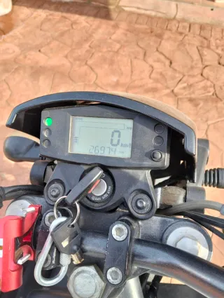 Moto 125cc Naked Manual