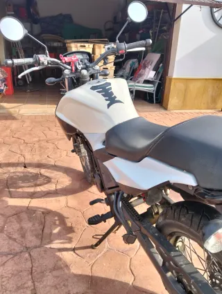 Moto 125cc Naked Manual