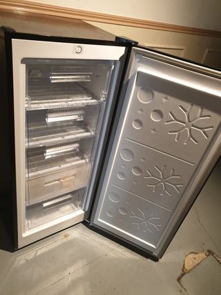 Congelador vertical CHIQ