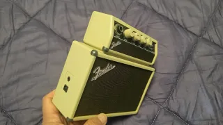 Mini amplificador Fender