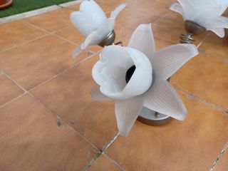 Lámpara de techo 3 brazos flor