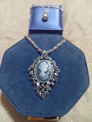 Collana cammeo stile retrò SCONTO 60%