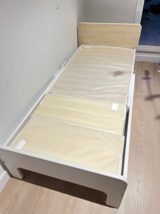Cama extensible infantil niño IKEA SLÄKT + colchón