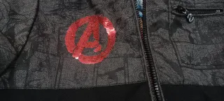 Chaqueta Desigual Avengers Talla 13-14 158-164 cm
