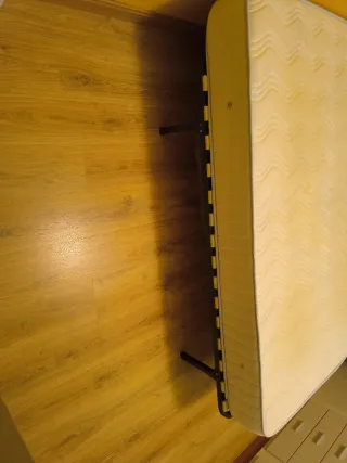 Somier y colchón 135cm