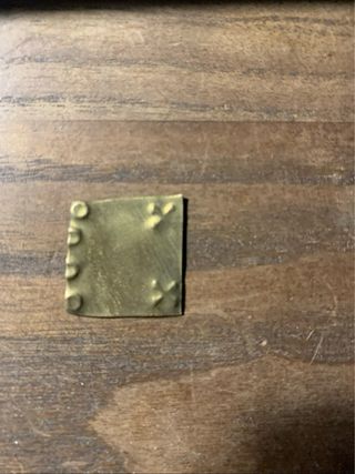 Antica bilancia monetale in ottone