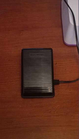 Máquina de coser Alfa Style 40 con 31 puntadas