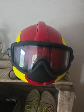 Casco de rescate MSA F2XR