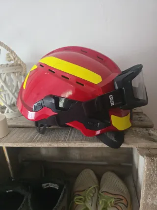 Casco de rescate MSA F2XR