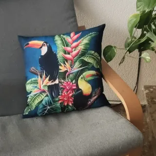 Cojín Decorativo Tucanes 45x45cm relleno incluido