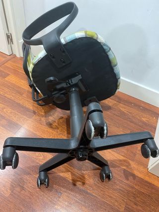 Silla de escritorio infantil a cuadros