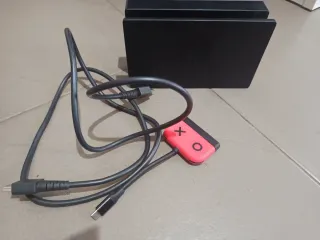 Adaptador Nintendo Switch a TV y uno portatil