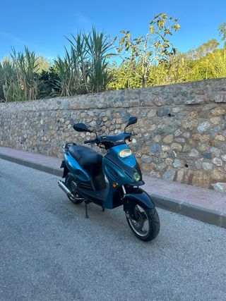 KENROAD 125cc Scooter Automática