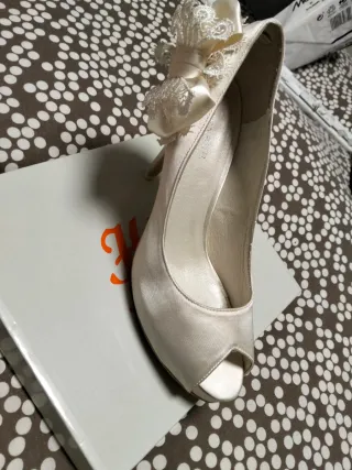Zapatos de Novia Menbur Blancos Talla 40